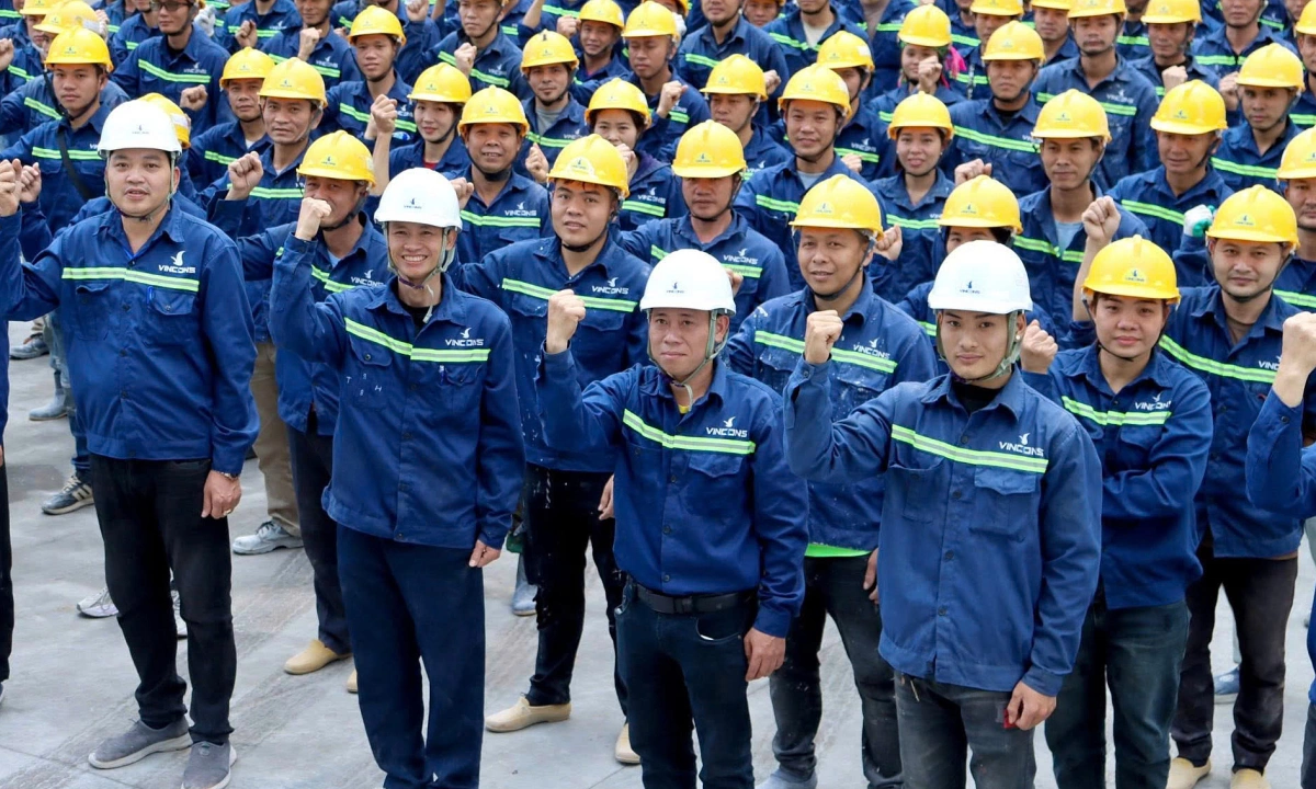 Vingroup tuyển 25.000 nhân sự cho đơn vị thi công hạ tầng