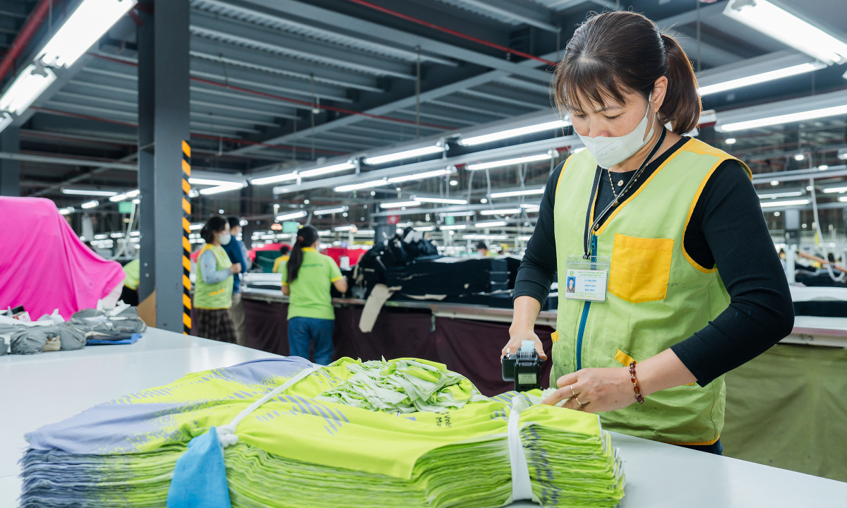 Áo VnExpress Marathon được sản xuất như thế nào?