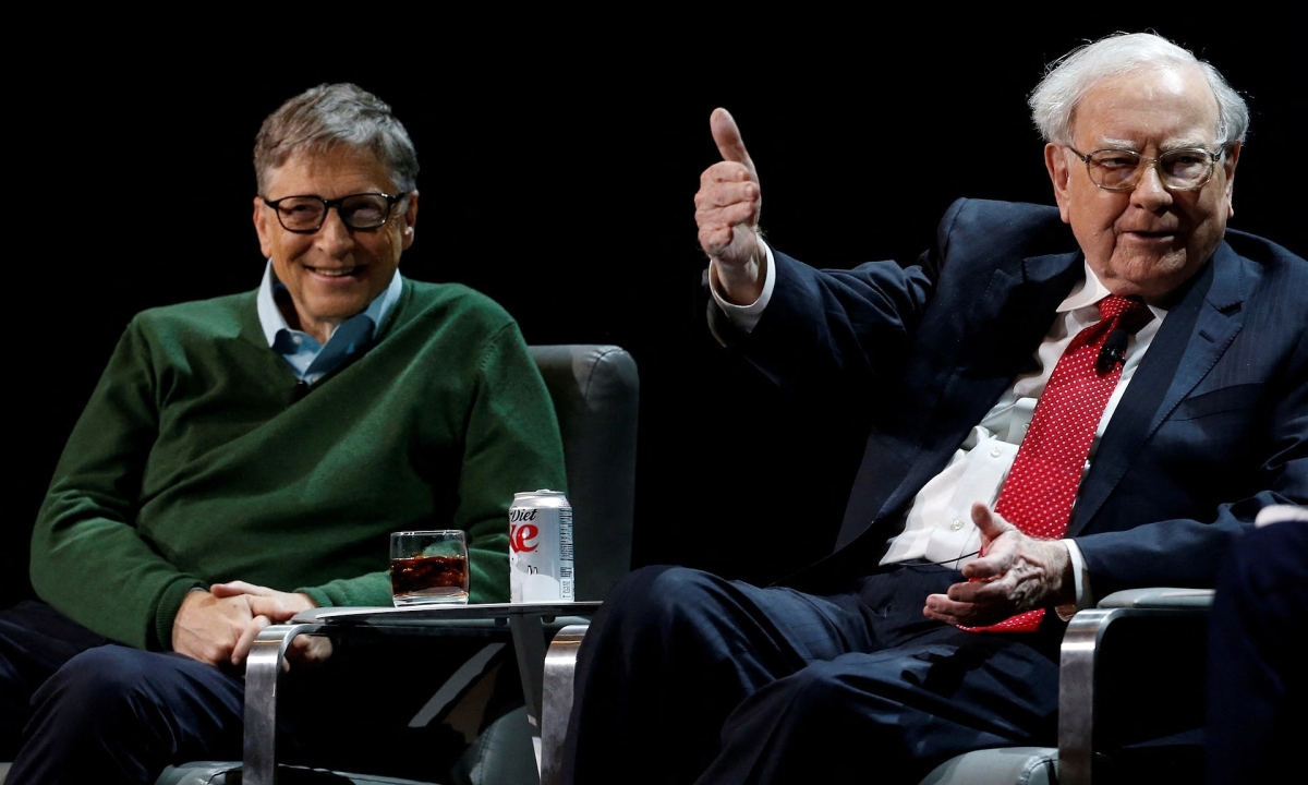 Warren Buffett không nói chuyện với Bill Gates sau scandal Epstein
