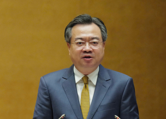 Trưởng Ban Chính sách, chiến lược Trung ương Nguyễn Thanh Nghị trình bày tại hội nghị, ngày 13/4. Ảnh: Ngọc Thành