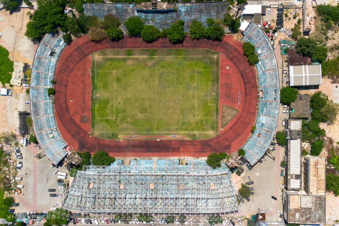 Các hạng mục công trình, kiến trúc sân vận động Chi Lăng sẽ được tháo dỡ trong vòng 58 ngày. Ảnh: Nguyễn Đông