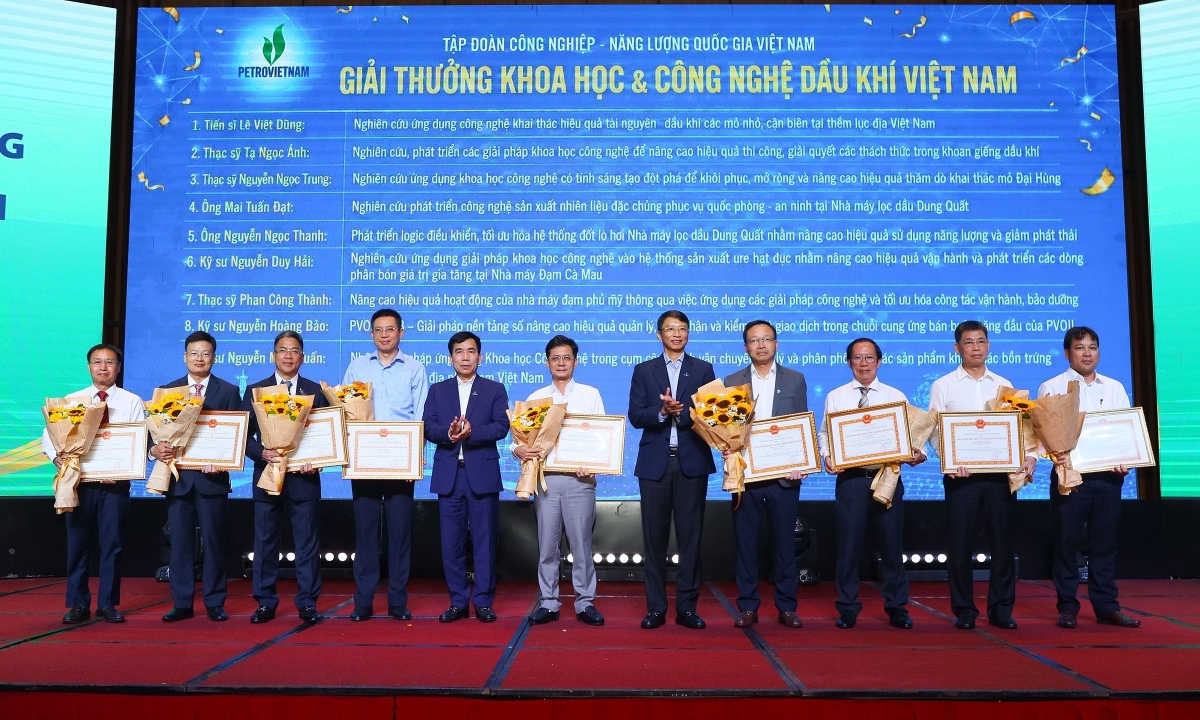 PVFCCo-Phú Mỹ thắng giải khoa học công nghệ dầu khí Việt Nam