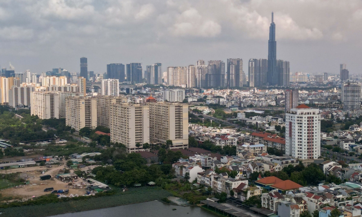 Doanh nghiệp địa ốc đua tăng vốn