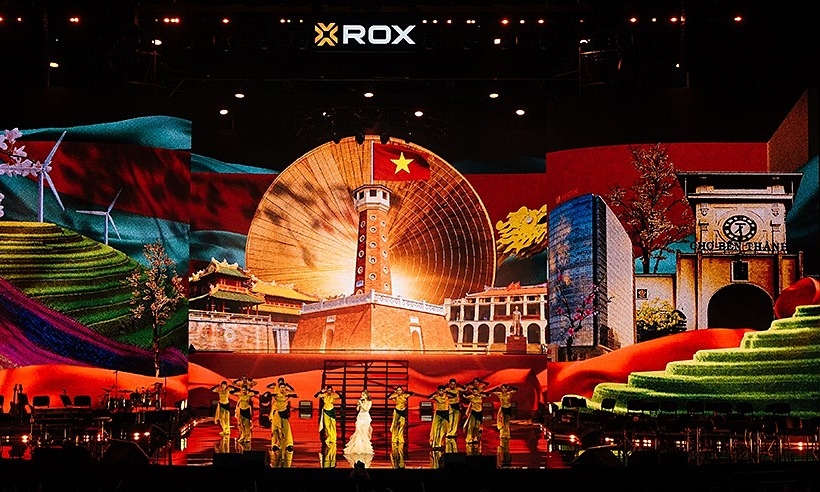 ROX Group kể câu chuyện 30 năm phát triển qua đêm nghệ thuật