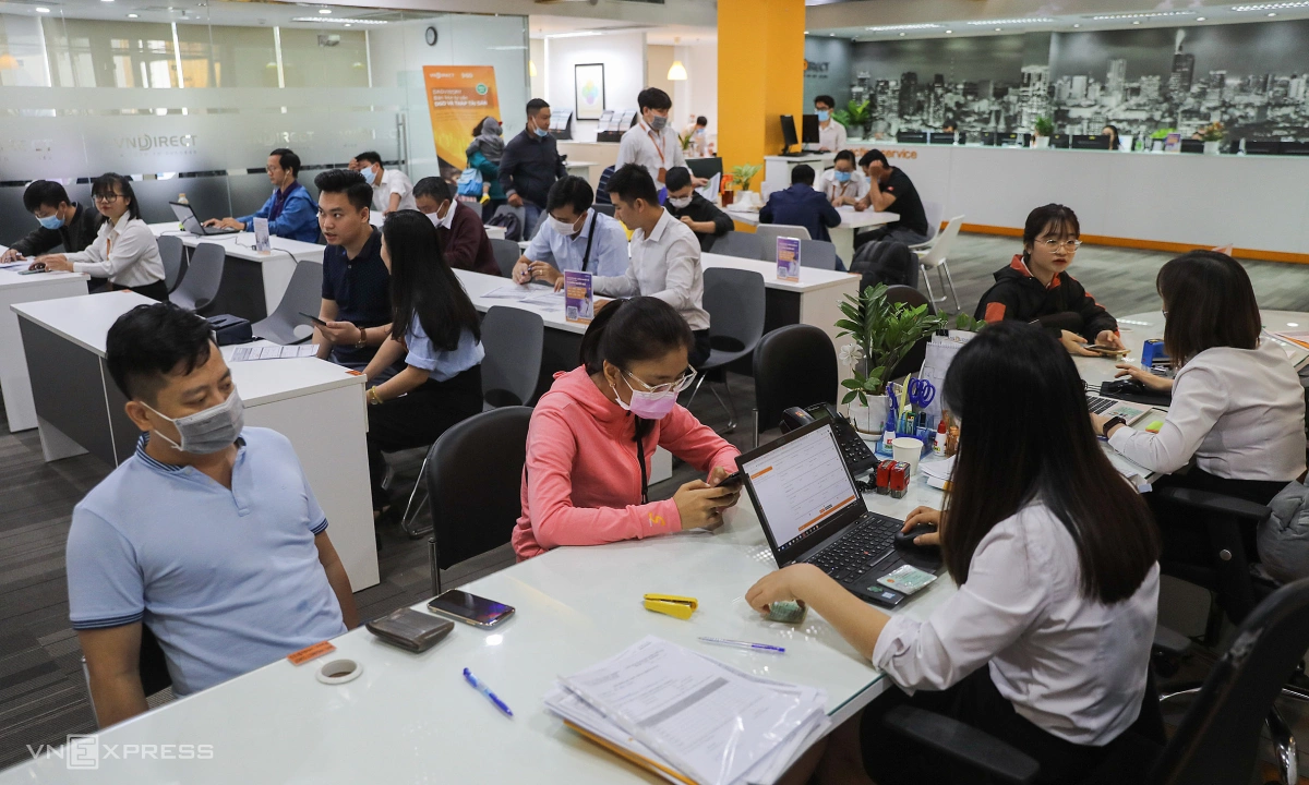 Đề xuất không bắt buộc công ty chứng khoán ký hợp đồng giấy với nhà đầu tư