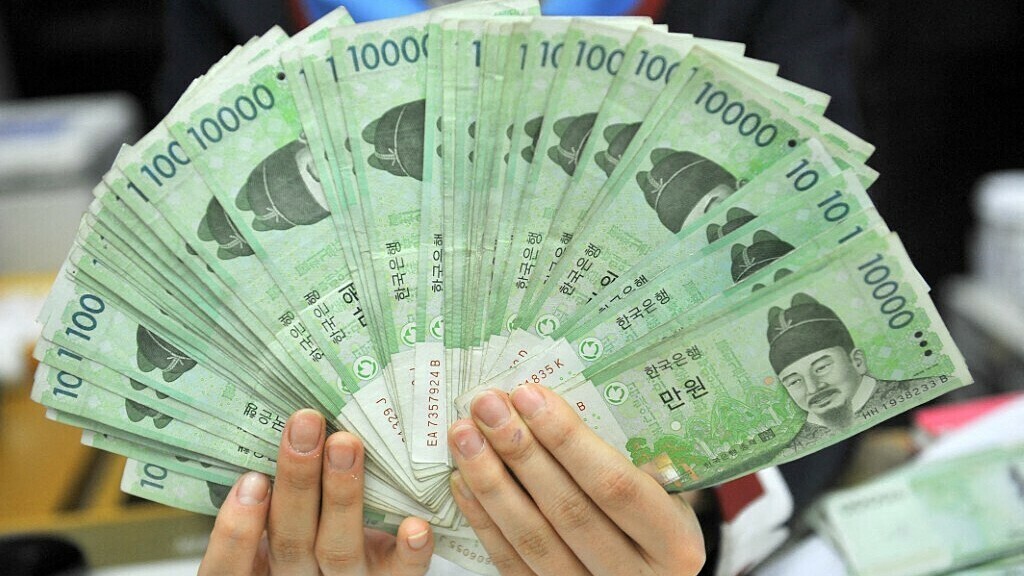 Hàn Quốc lo lạm phát do công ty công nghệ chi thưởng 'khủng'
