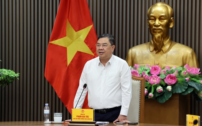 Phó thủ tướng thường trực Phạm Gia Túc phát biểu tại cuộc họp, ngày 22/6. Ảnh: VGP