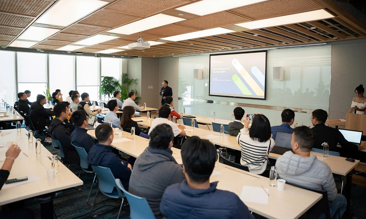 FPT được công nhận là đối tác AI của Microsoft