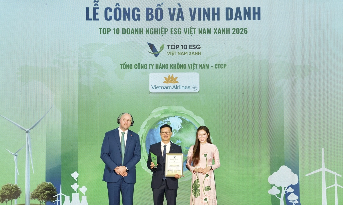 Vietnam Airlines hai năm liền vào Top 10 'Doanh nghiệp ESG Việt Nam Xanh'