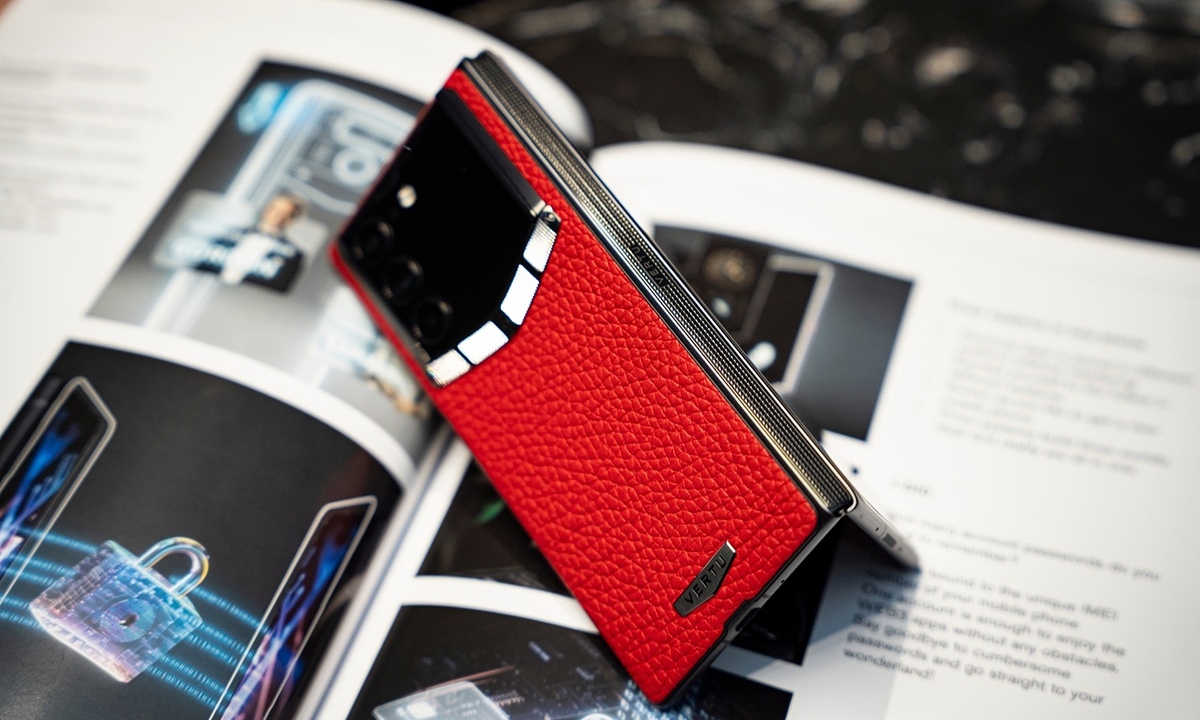 Vertu Alphafold tích hợp mã định danh nhận diện nguồn gốc