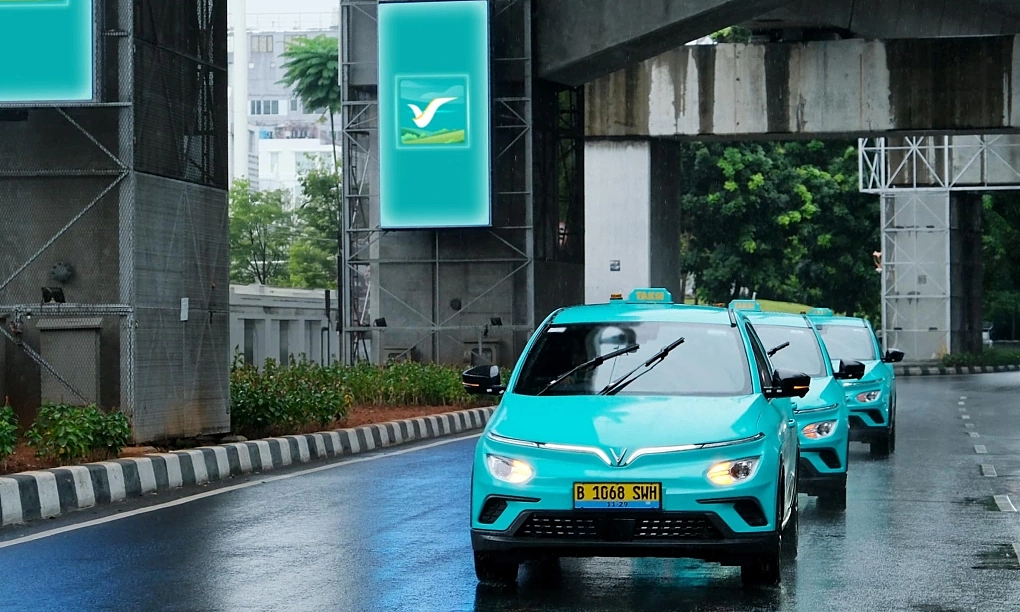Hãng taxi của ông Phạm Nhật Vượng tăng vốn thêm 10.000 tỷ đồng