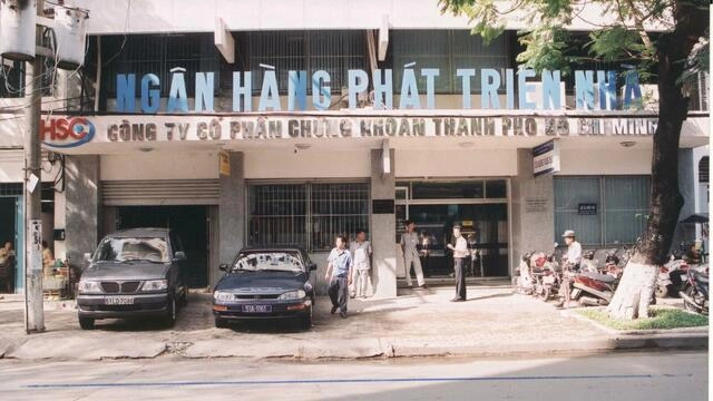 50 năm TP HCM: Những định chế tài chính phát triển cùng thành phố
