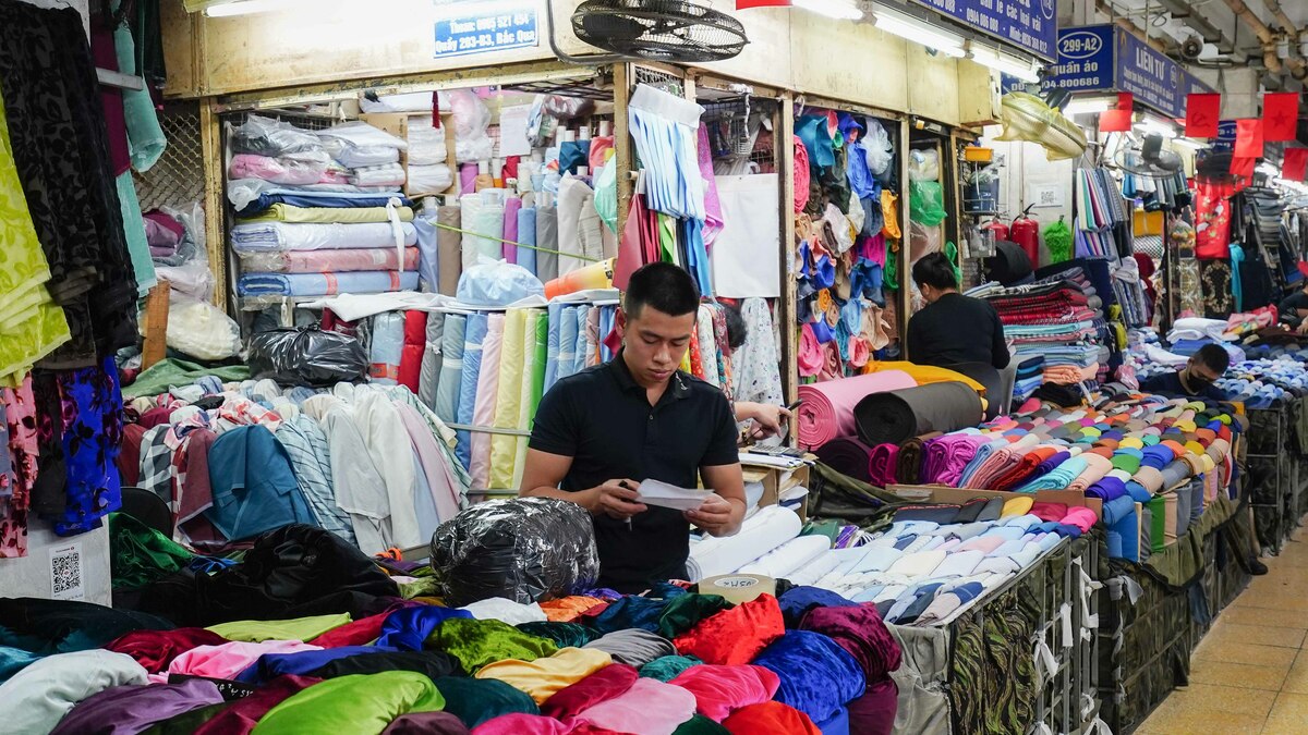 Đề xuất nâng ngưỡng doanh thu chịu thuế hộ kinh doanh lên 3 tỷ đồng