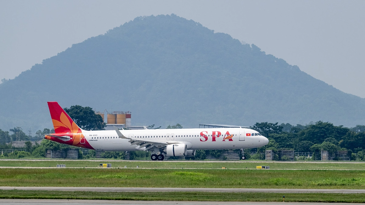 Sun PhuQuoc Airways ra mắt nhận diện tàu bay mới