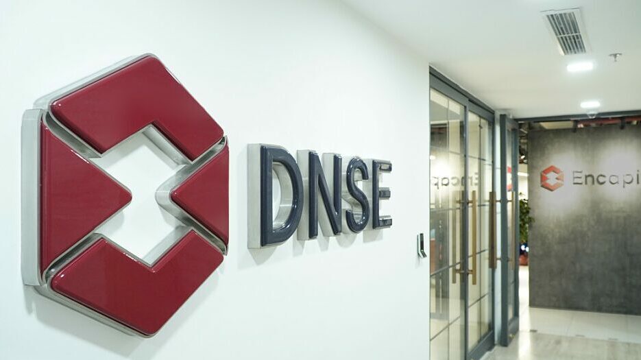 Doanh thu hoạt động DNSE tăng gần 60% trong nửa đầu năm