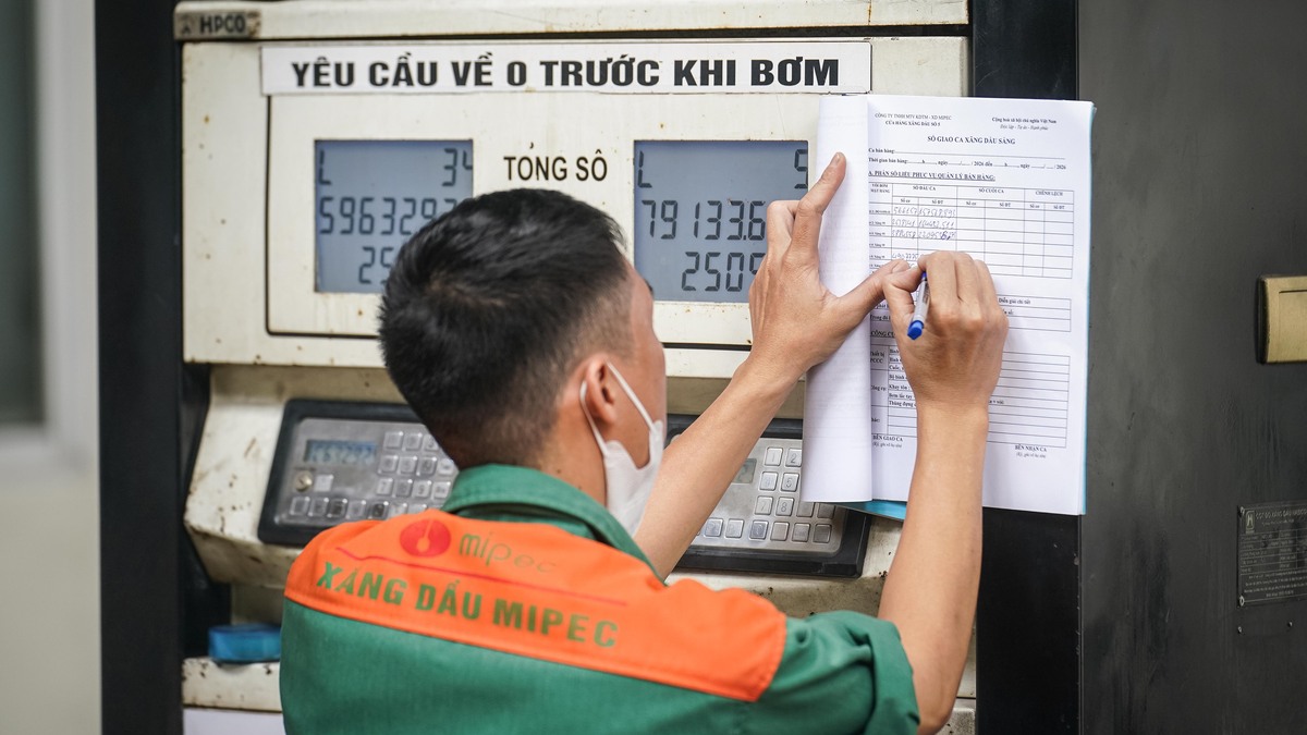 Giá xăng dầu hôm nay 23/7: Giá xăng, dầu cùng tăng