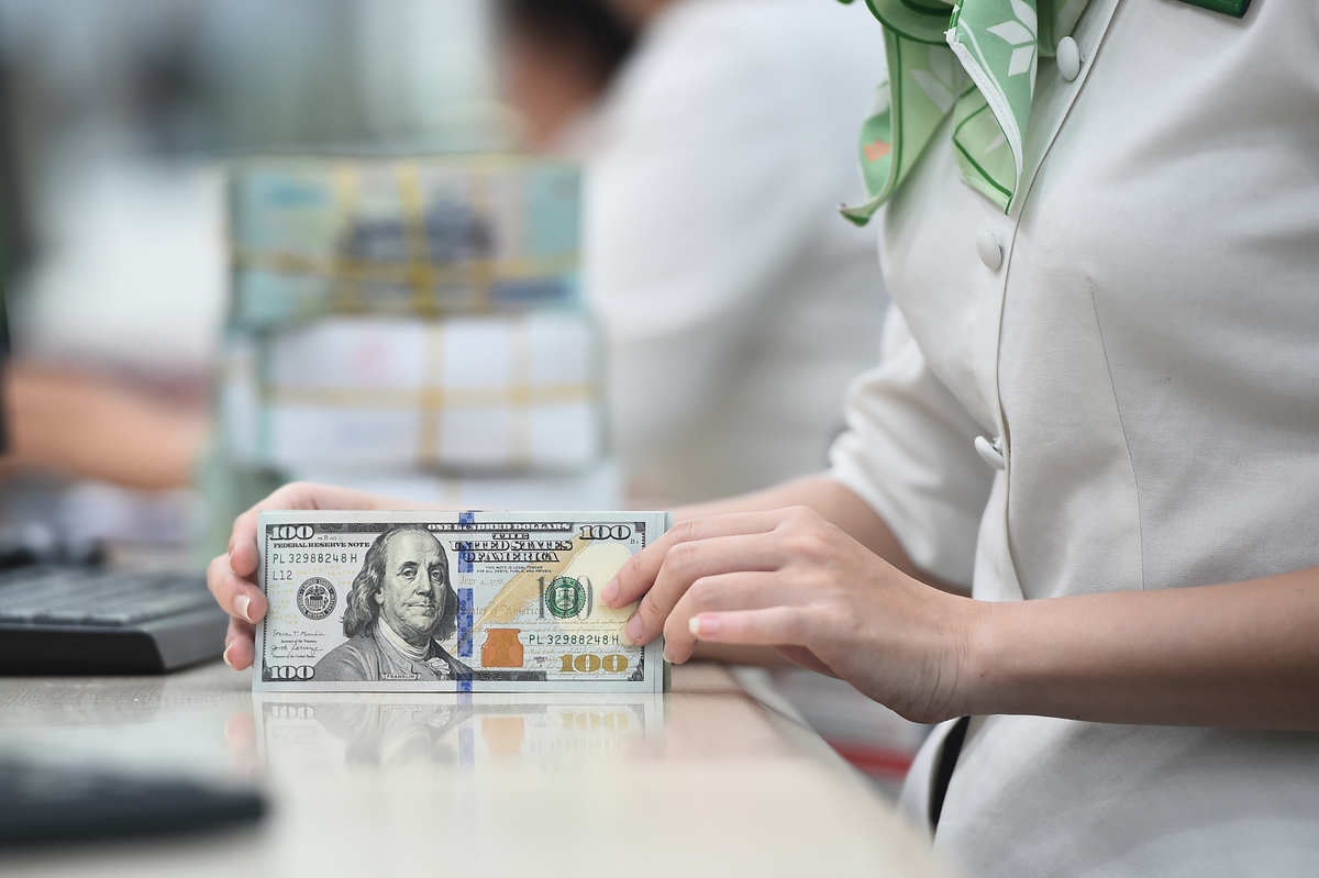Tỷ giá USD/VND tăng vọt lên 25.293 đồng