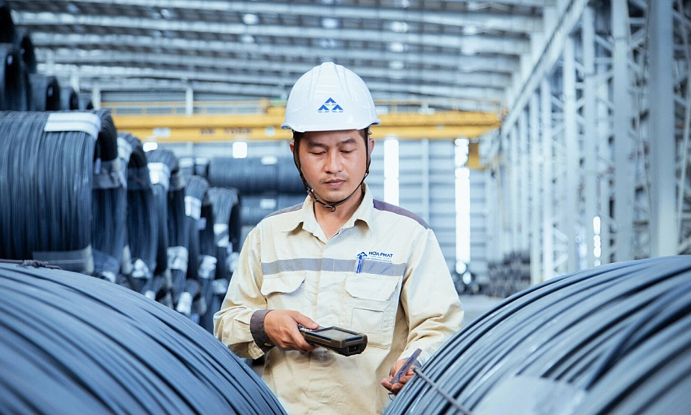 Hòa Phát vay nợ kỷ lục