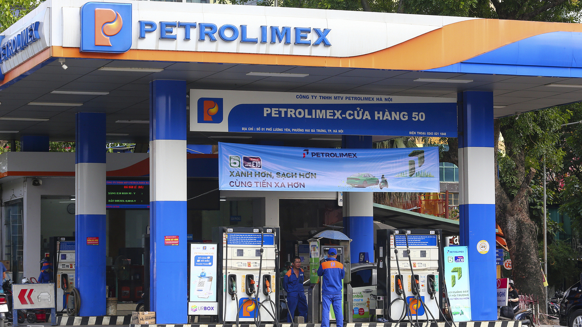 Petrolimex thu hơn 5 tỷ USD một quý