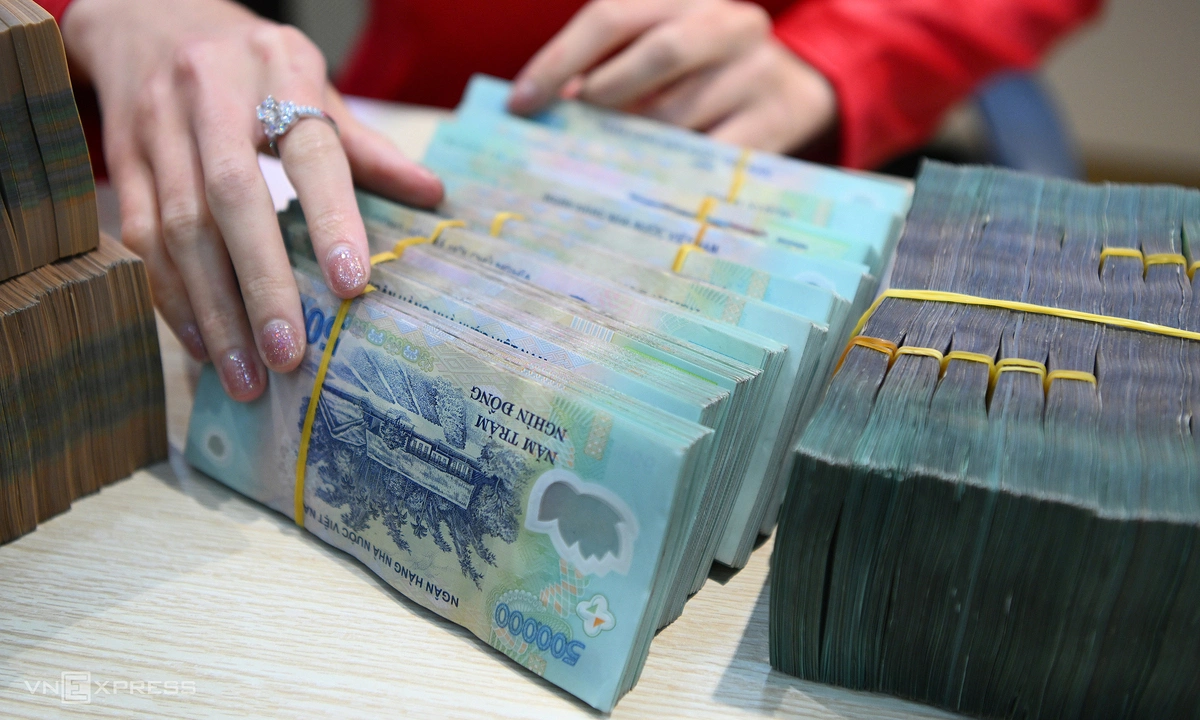 Ngân hàng giảm lãi suất cho vay mới 0,5-2% theo chỉ đạo NHNN