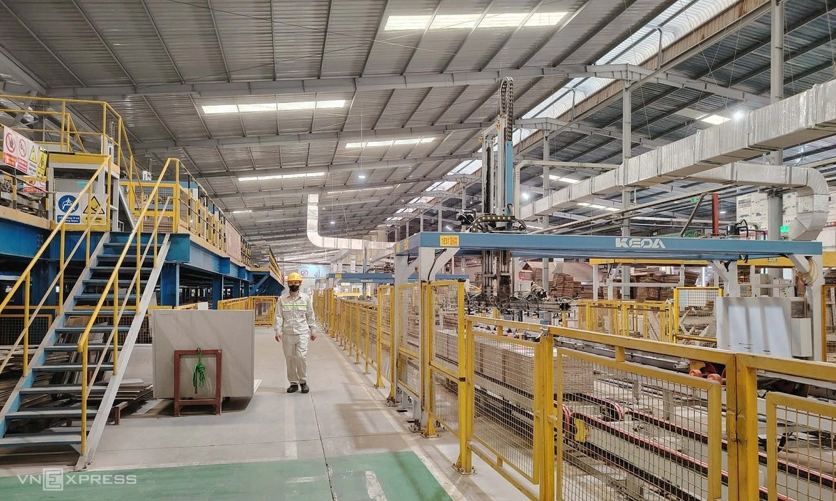 Cách 'ông lớn' gạch ốp lát cắt giảm 23.000 tấn CO2 mỗi năm