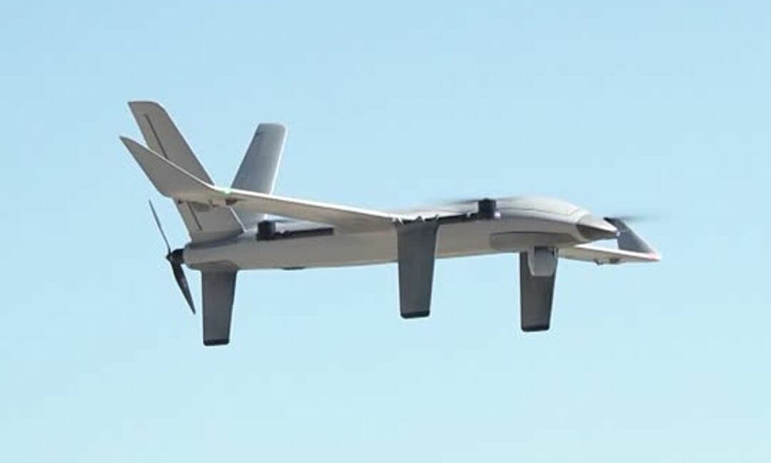 Mỹ sắp áp thuế nhập khẩu 100% lên drone