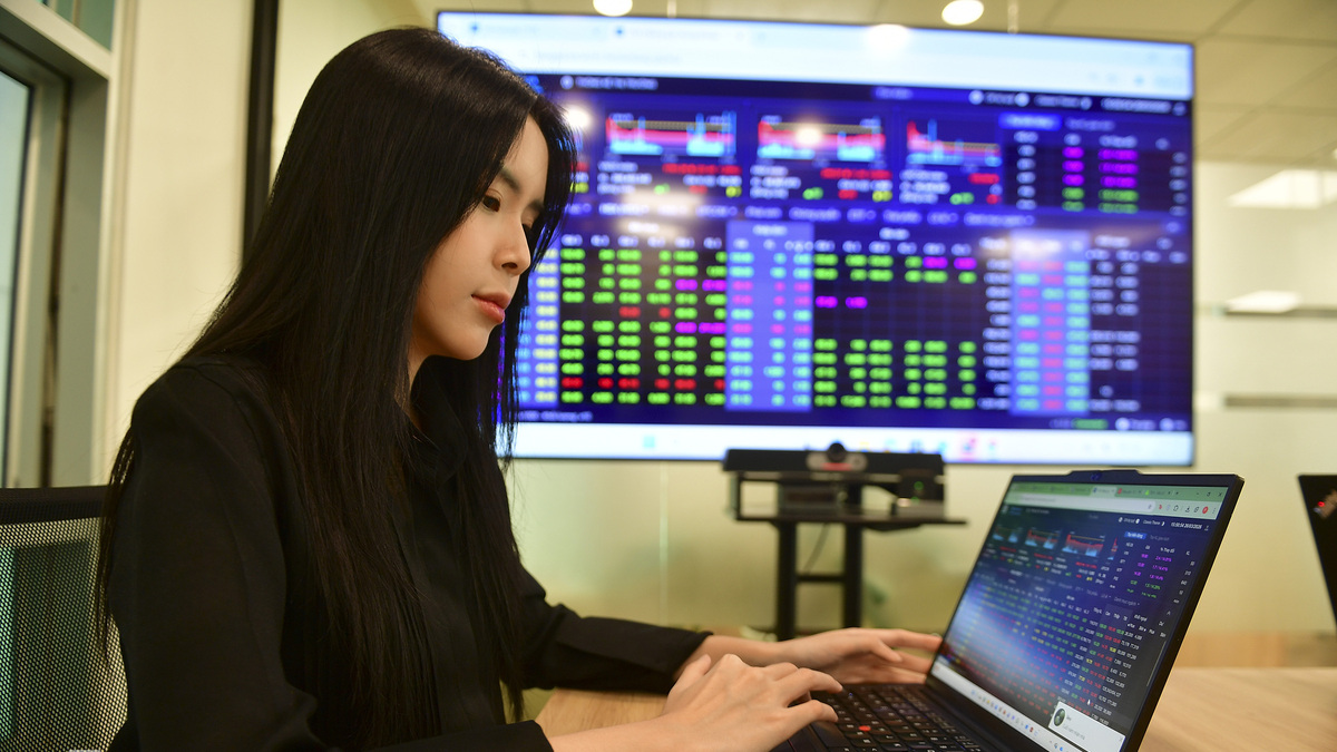 VinaCapital: Cổ phiếu vẫn hấp dẫn dù lãi suất lên 9%