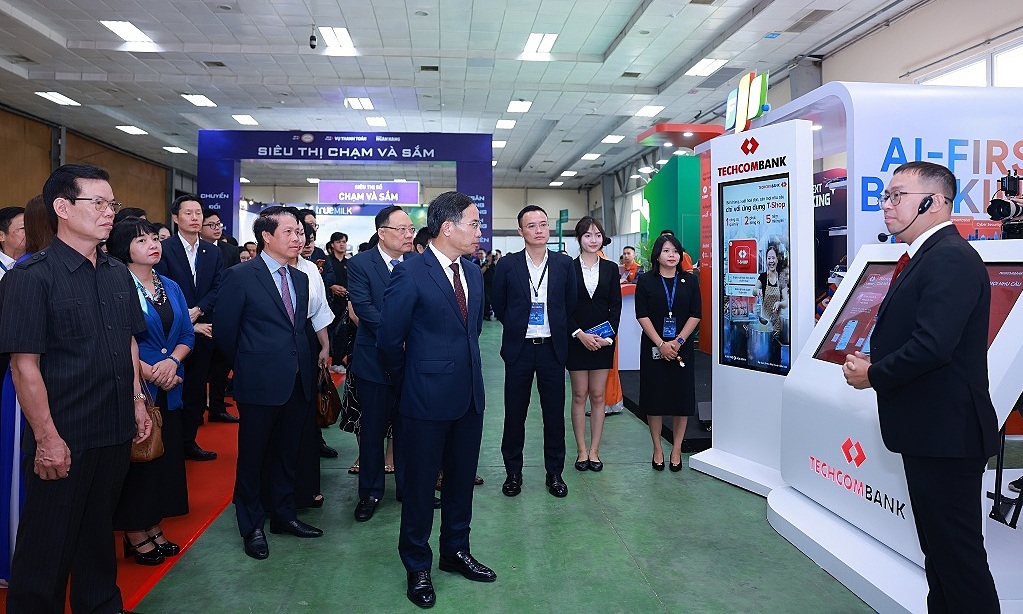 Techcombank giới thiệu hệ sinh thái tài chính số tại Ngày chuyển đổi số ngành Ngân hàng