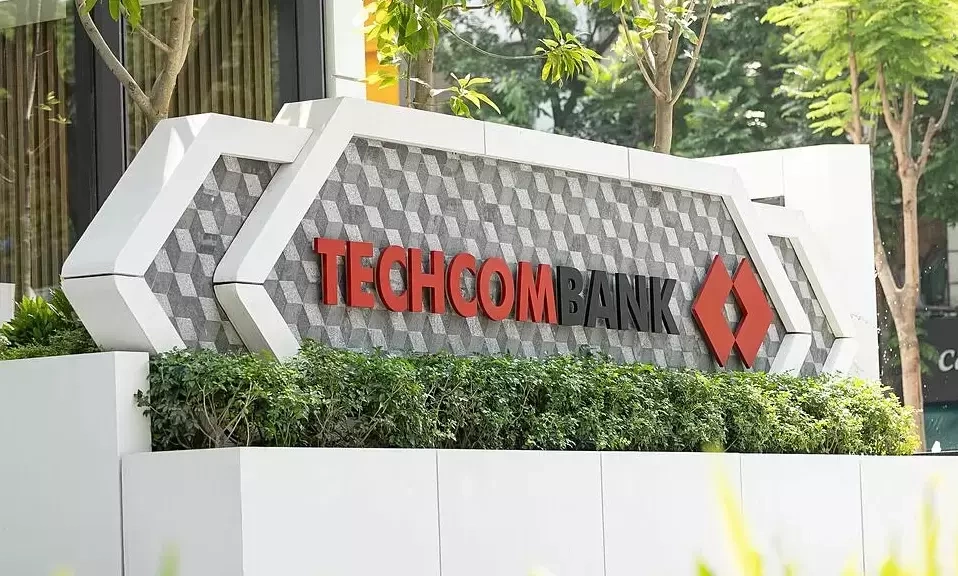 Cổ phiếu Techcombank tăng kịch trần