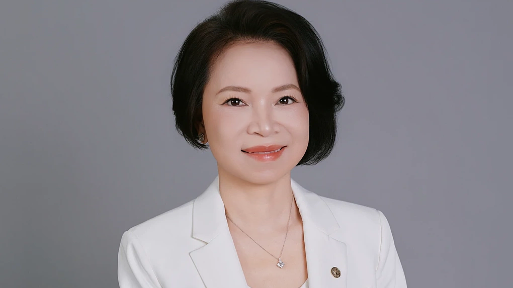 Vợ ông Phạm Nhật Vượng trở thành người giàu thứ hai Việt Nam