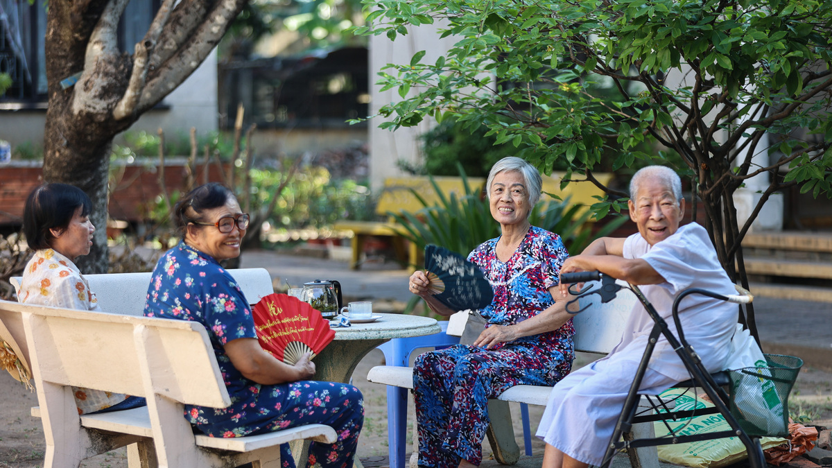 Sống trăm tuổi nên đầu tư thế nào?