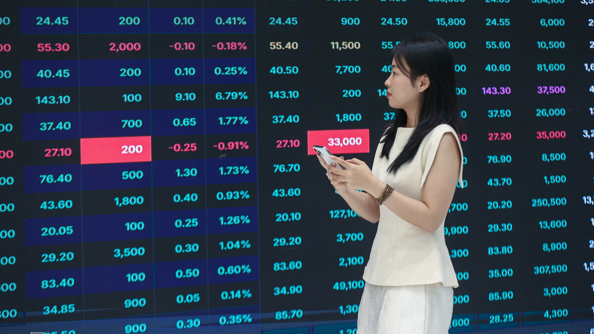 Chuyên gia: Cơ hội gom cổ phiếu giá rẻ vẫn còn