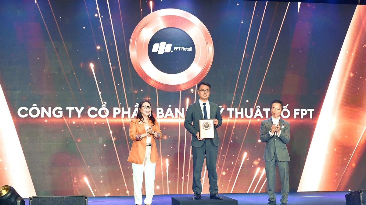 FPT Retail tiếp tục vào "Top 50 Công ty niêm yết tốt nhất"
