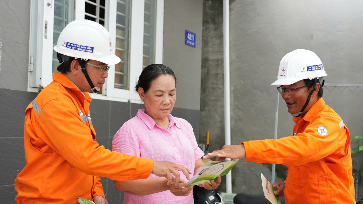 EVNHCMC triển khai phương án bảo đảm an toàn điện mùa mưa bão