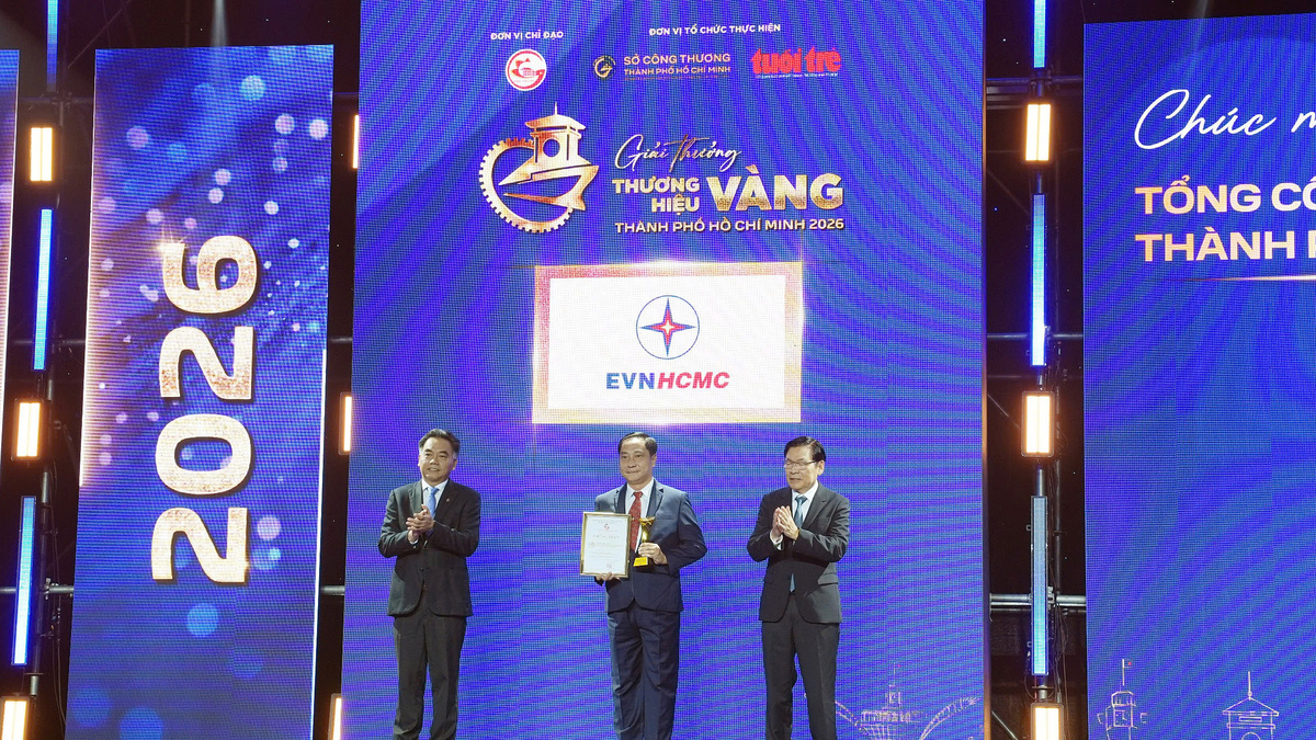EVNHCMC lần thứ ba được vinh danh "Thương hiệu vàng TP HCM"