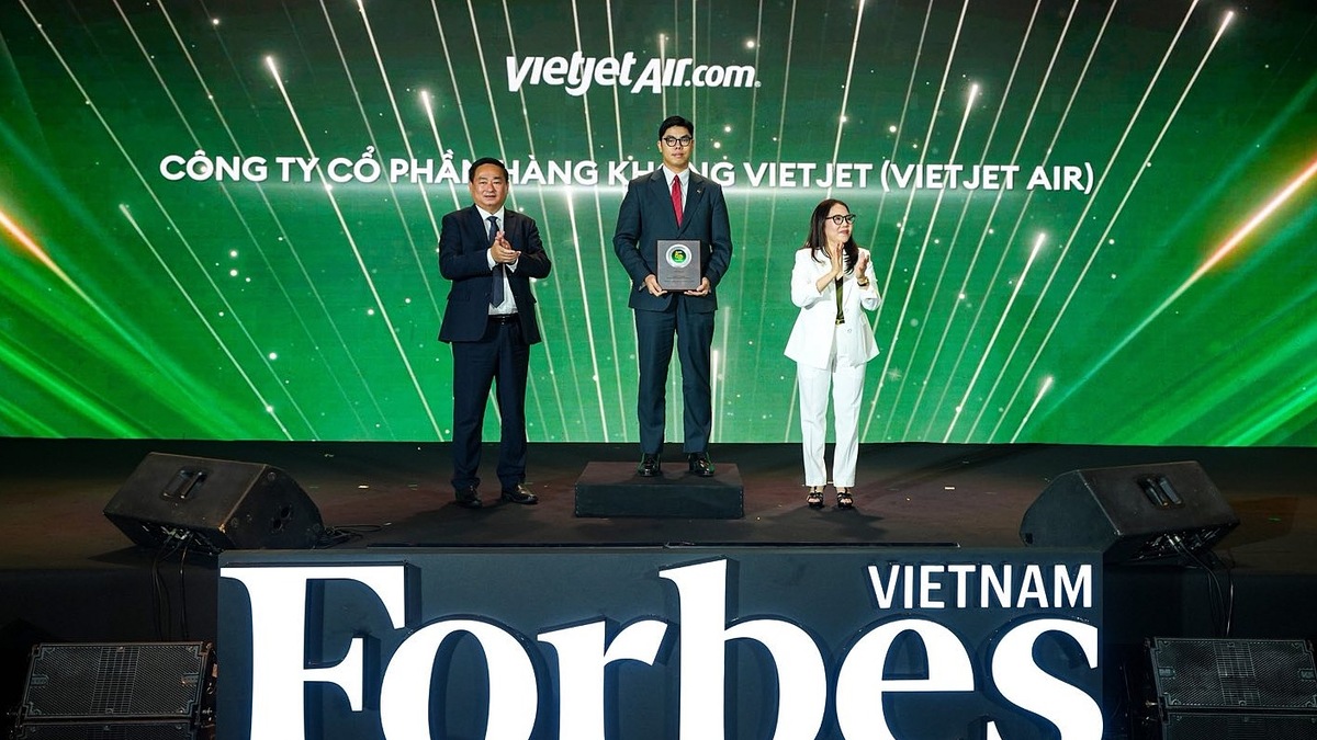 Vietjet vào "Top 50 doanh nghiệp ESG 2026" của Forbes