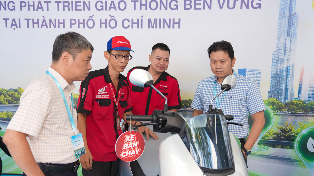 Honda hỗ trợ Sở Xây dựng TP HCM chuyển đổi xe điện