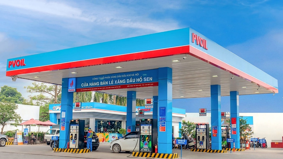 PVOIL gia hạn chương trình giảm giá xăng dầu đến ngày 29/10