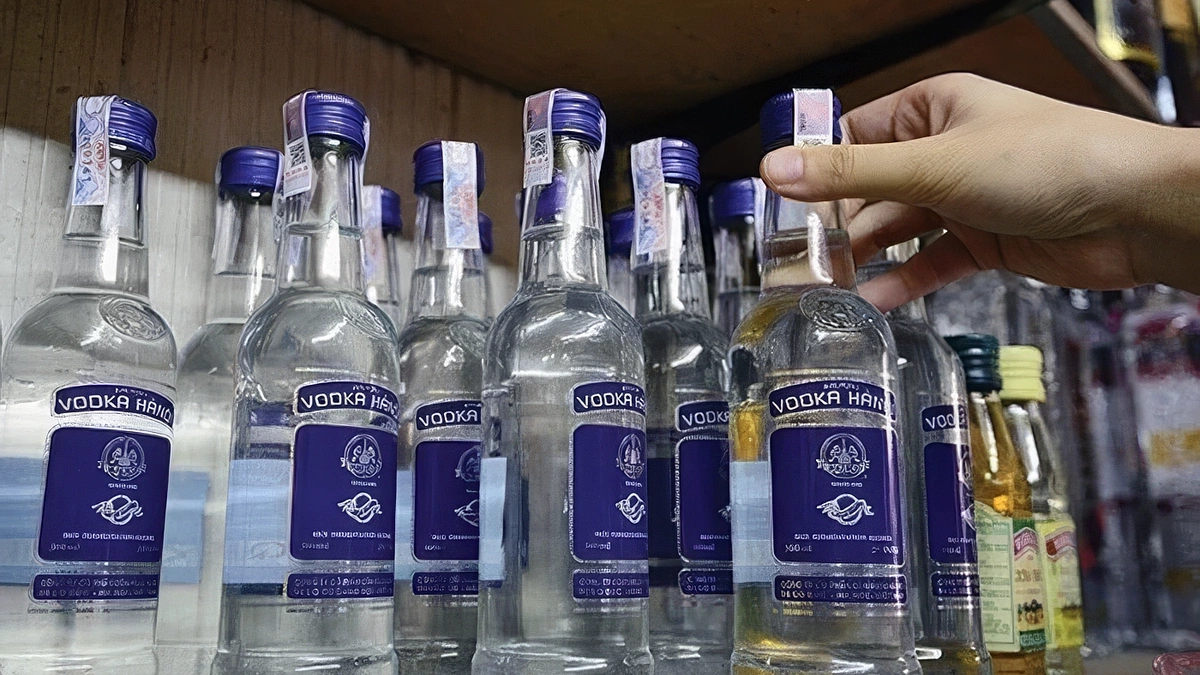 Chủ hãng vodka Hà Nội lãi kỷ lục từ khi lên sàn