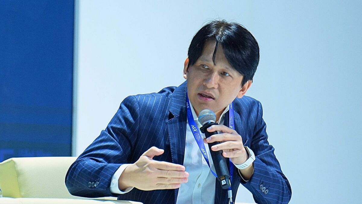 Sếp Dragon Capital: Trung tâm tài chính phải đảm bảo 'ngoại tệ vào ra dễ dàng'