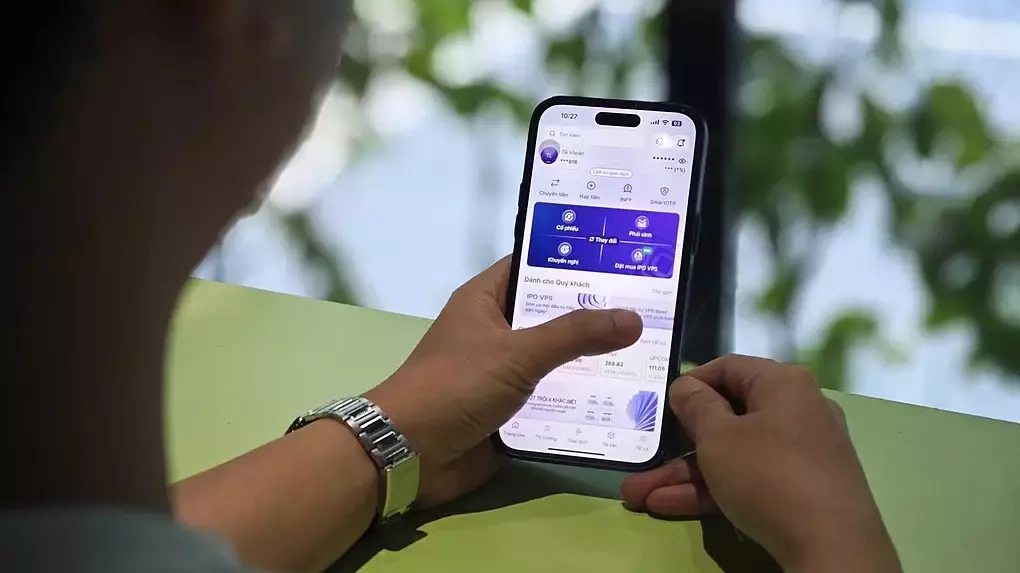 Công ty dẫn đầu thị phần môi giới chứng khoán giảm gần 300 nhân viên